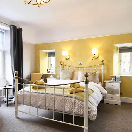 Ivy Bed & Breakfast